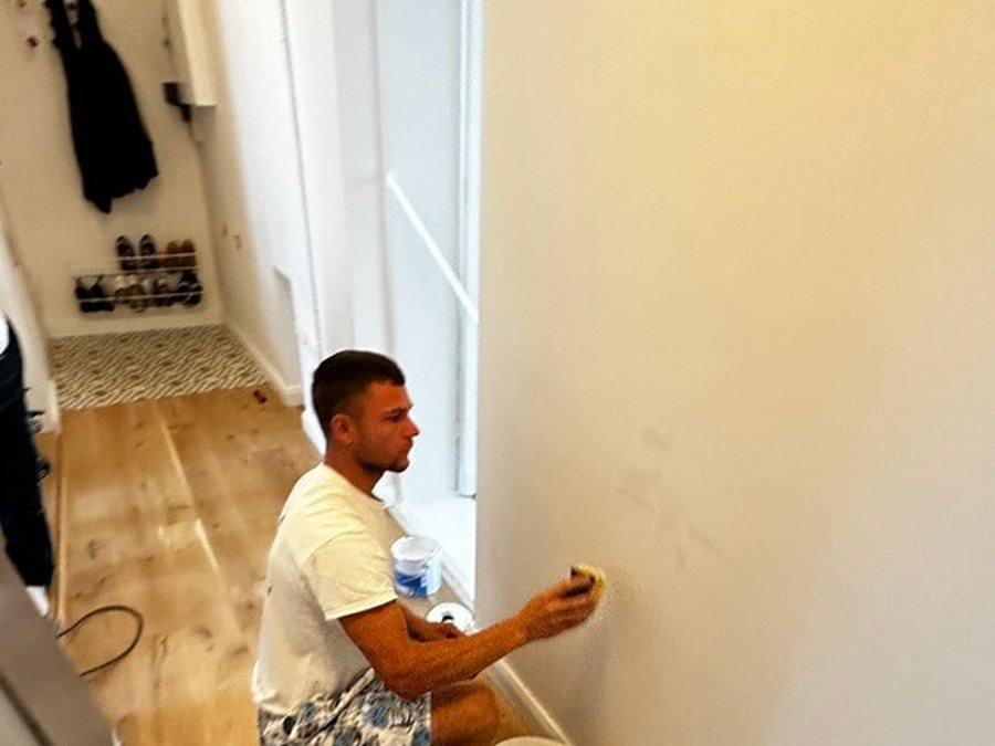Fensterfront der sanierten Wohnung
