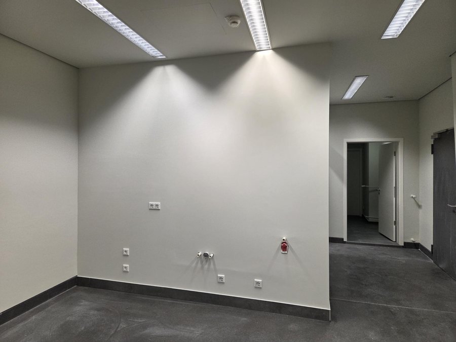 Aufenthaltsraum mit Pantry-Küche für die Greenkeeper
